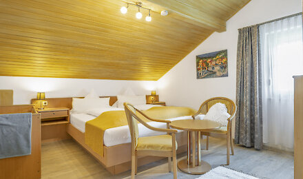 Ferienwohnung im Ferienhaus Rösslwirt in Bayern Ferienwohnung im Ferienhaus Rösslwirt in Bayern
